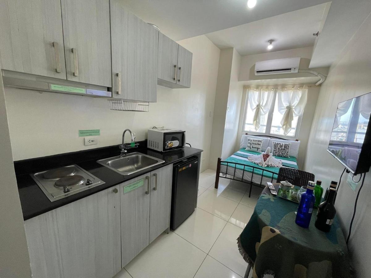 Stays At Green Residences 1 Studio Room Couples Bed With Complimentary Breakfast For 2 Manila Bagian luar foto
