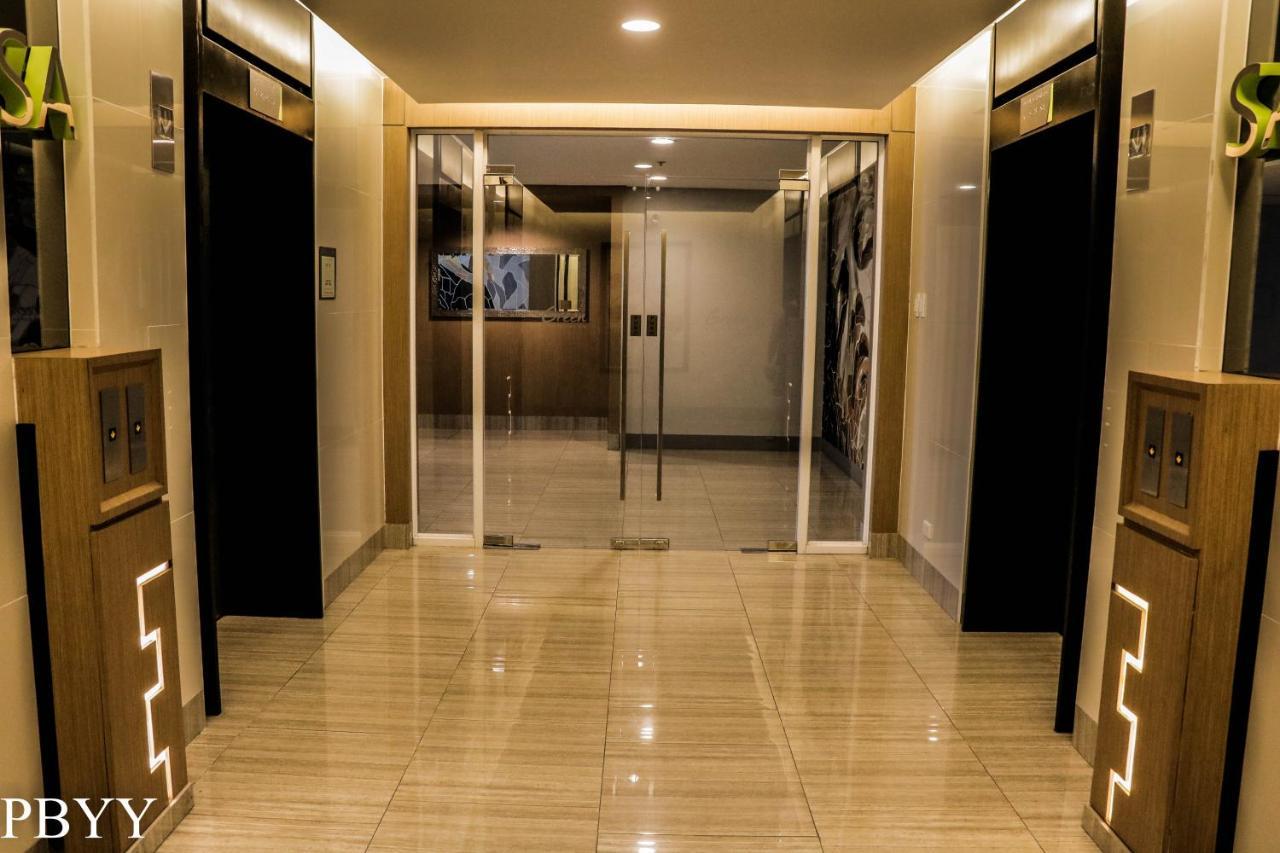 Stays At Green Residences 1 Studio Room Couples Bed With Complimentary Breakfast For 2 Manila Bagian luar foto