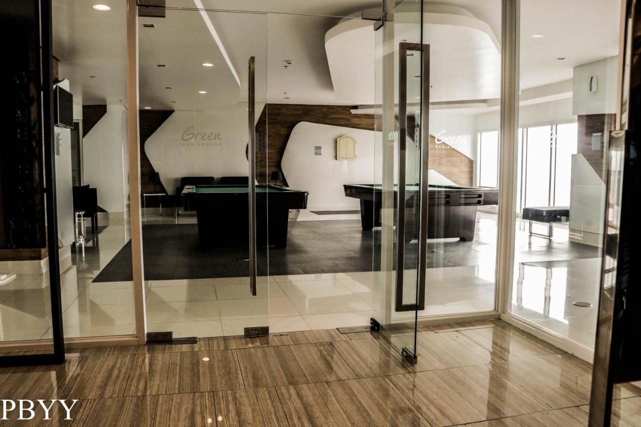 Stays At Green Residences 1 Studio Room Couples Bed With Complimentary Breakfast For 2 Manila Bagian luar foto